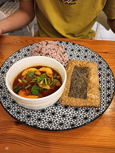 Vegan Life Restaurant - Gastronomi dan perhotelan