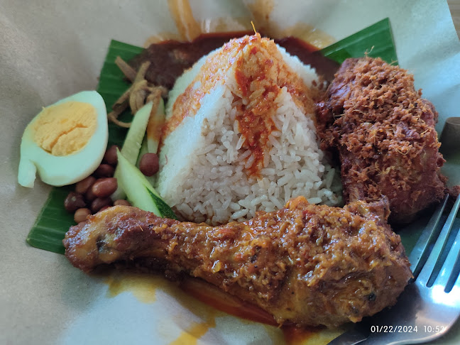 Opinii despre Nasi Lemak Bamboo Bintulu în Bintulu - Gastronomi dan perhotelan