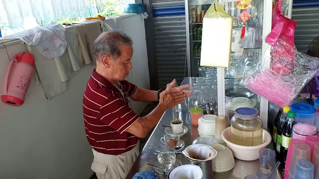 SP Thai Village - Gastronomi dan perhotelan