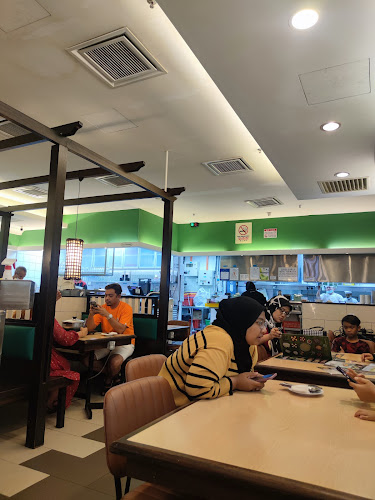 Opinii despre Johnny's Restaurant AEON Bukit Raja în Klang - Gastronomi dan perhotelan