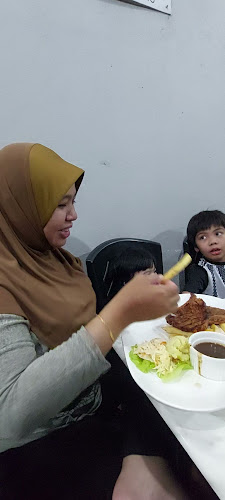 Opinii despre Village Grill în Melaka - Gastronomi dan perhotelan