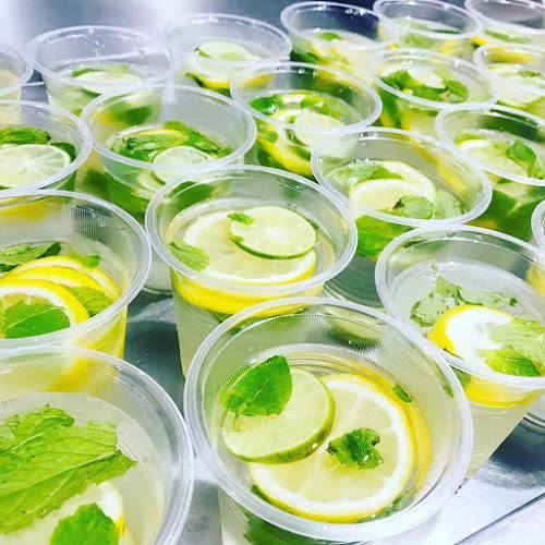 Comentarii opinii despre One Millennium Caterers