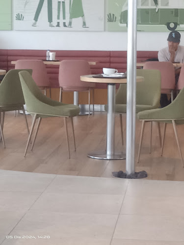 The Coffee Bean & Tea Leaf