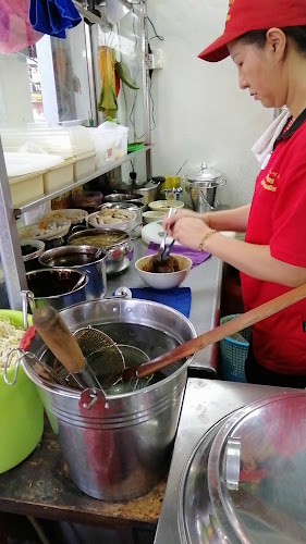 Mei Fong Curry Noodles - Gastronomi dan perhotelan