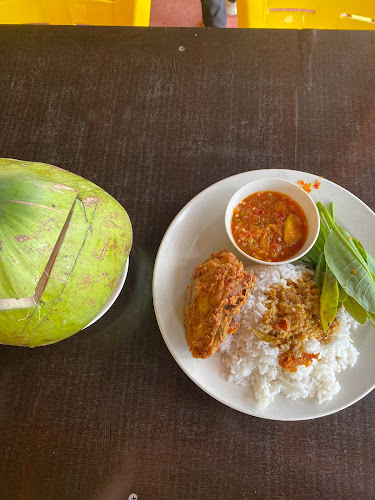 99, Jalan Kampung Bintang, 32000 Sitiawan, Perak