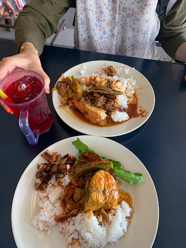 Hasimah Yoon RnR Tol Lama Slim River - Gastronomi dan perhotelan