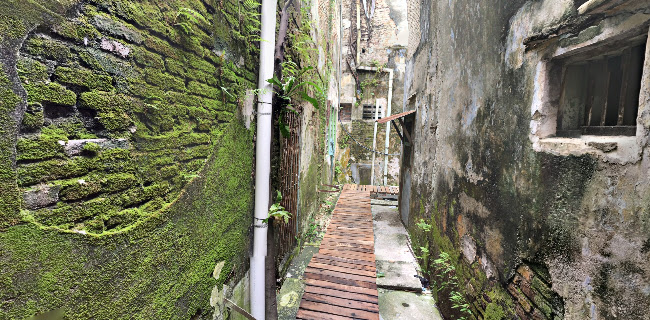 De Cafe & Rest House