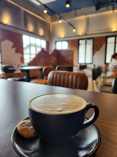 Cup&Mug Cafe - Gastronomi dan perhotelan
