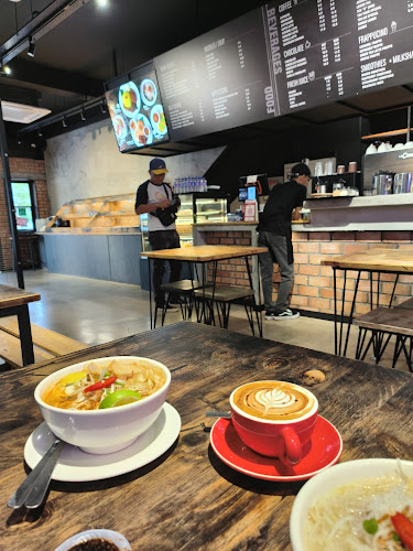 Kueh Cafe • Subang Jaya - Gastronomi dan perhotelan