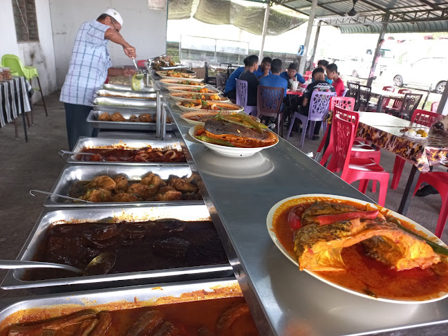 Opinii despre Jamil Corner Restaurant în Hutan Melintang - Gastronomi dan perhotelan