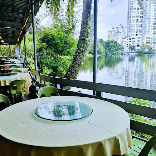 Crocodile Farm Seafood Village Restaurant • Pork Free