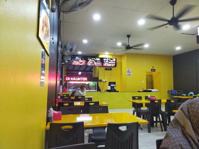 Restoran Azhar Station Ayam Goreng Kunyit (Putrajaya) - Gastronomi dan perhotelan