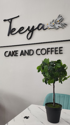 TEEYA CAKE HOUSE - Chukai