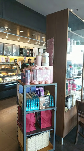 Comentarii opinii despre Starbucks 1 Utama New Wing