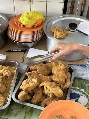 Brigitte Lin Fried Chicken, Canning Garden Restaurant - Ipoh