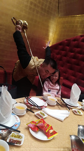 Chynna - Gastronomi dan perhotelan