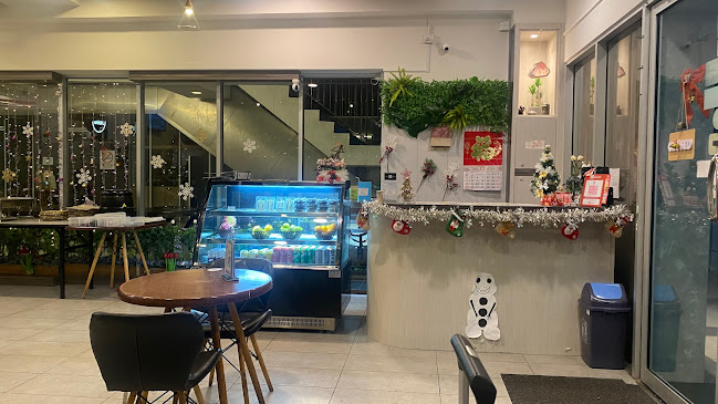 Comentarii opinii despre FLYPOD RESTAURANT