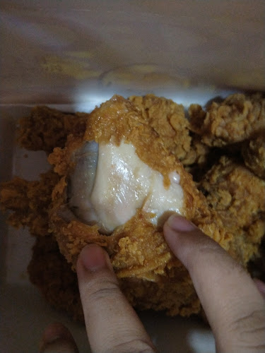 Opinii despre KFC Petron Kg Raja Besut în Besut - Gastronomi dan perhotelan