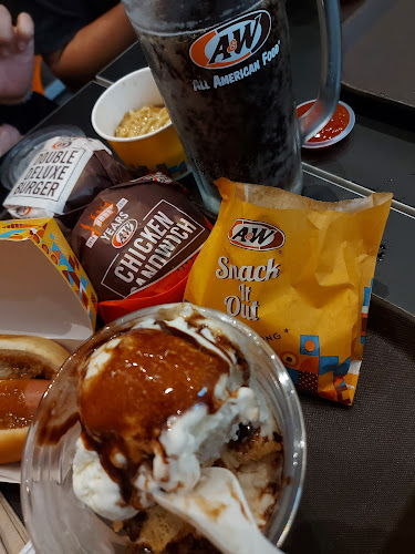 A&W Inanam - Gastronomi dan perhotelan