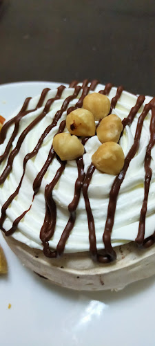 Belly Treats - Gastronomi dan perhotelan