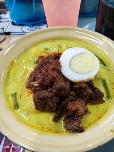Rumah Lontong - Gastronomi dan perhotelan