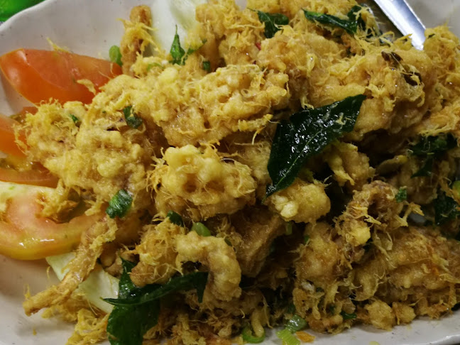 Opinii despre Uncle Ng Restaurant 皇廷囍宴海鲜酒家 în Kuala Terengganu - Gastronomi dan perhotelan