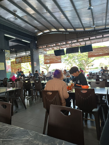 Warong 2000 Petra Jaya - Kuching