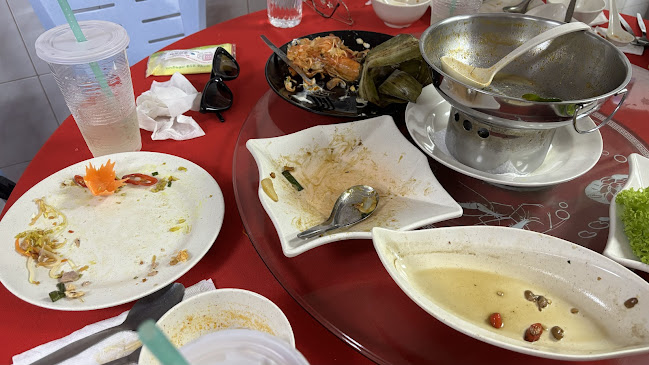 Restoran Warinee Tom Yam - Gastronomi dan perhotelan