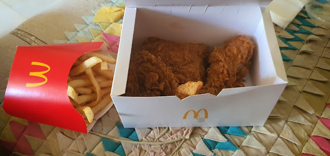 McDonald's Birch House DT - Gastronomi dan perhotelan