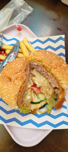 One Burger#one laksa house Panorama - Gastronomi dan perhotelan