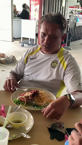 Opinii despre Nasi Arab Elhumaira - Taman Ria Sungai Petani în Sungai Petani - Gastronomi dan perhotelan