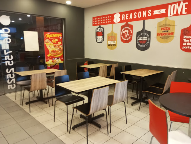 Opinii despre Pizza Hut Delivery Damansara Perdana în Petaling Jaya - Gastronomi dan perhotelan