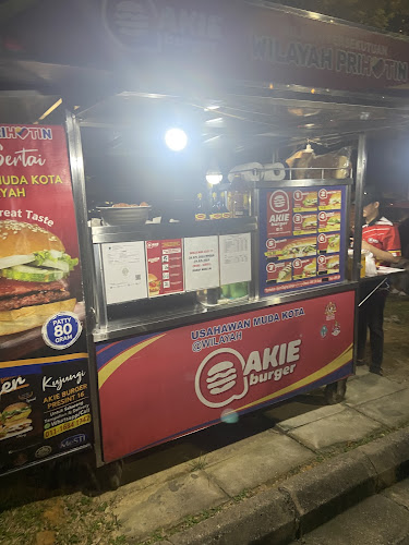 Akie Burger Presint 16