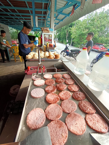 Opinii despre Port Burger Makang în Kampung Gajah - Gastronomi dan perhotelan