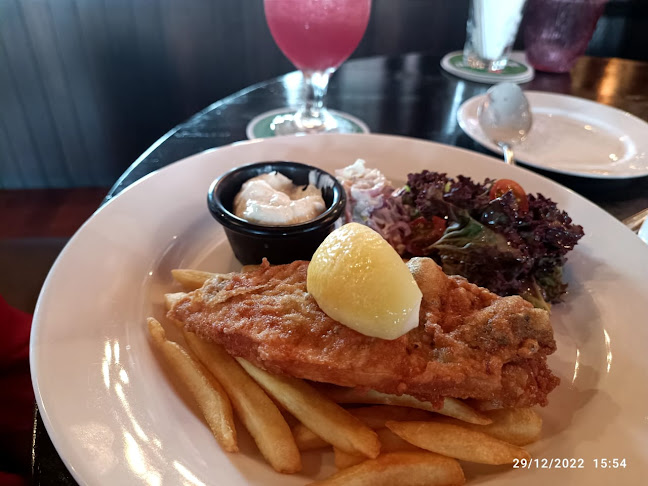 Opinii despre Rock Bottom Malacca în Melaka - Gastronomi dan perhotelan