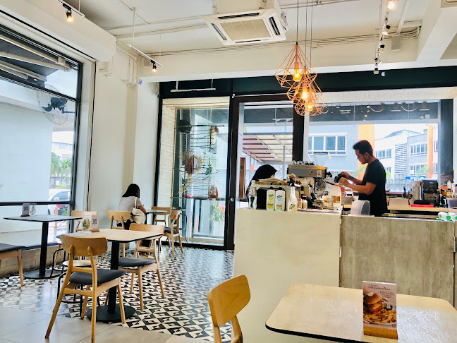 Comentarii opinii despre Foremula Cafe