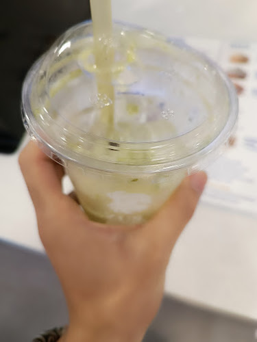 ZUS Coffee - Sutera Mall - Gastronomi dan perhotelan