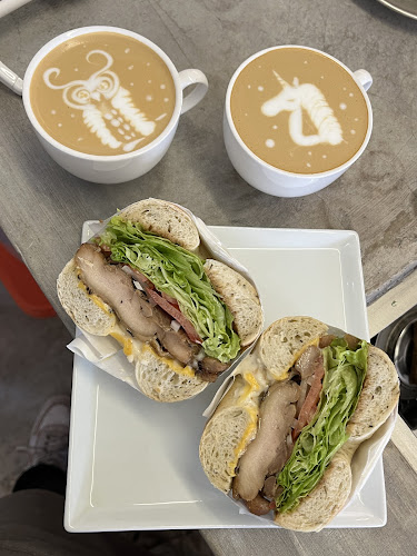 Comentarii opinii despre JAROD CAFE