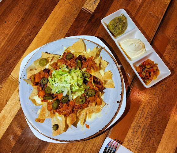 SOULed OUT Kota Kinabalu - Gastronomi dan perhotelan