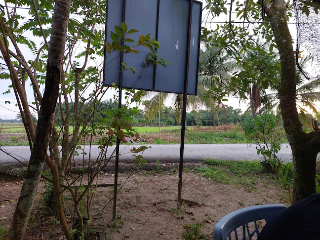 Kg Salak Telok Bakong Parit, teluk bakong, 32900 Lambor Kanan, Perak