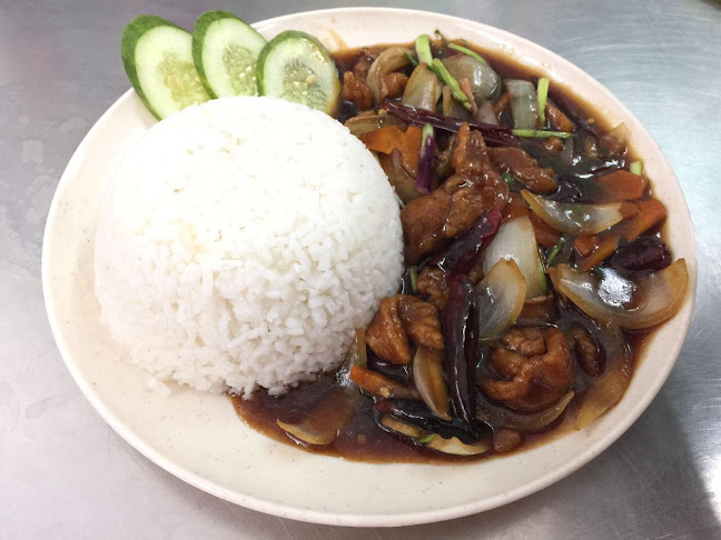 Shop No.25, Lot 1057, Ground Floor, Jalan Kota Samarahan - Sadong Jaya, Riveria, Expressway, 94300 Kota Samarahan, Sarawak