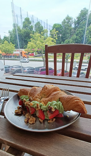 Comentarii opinii despre TINYBAKER