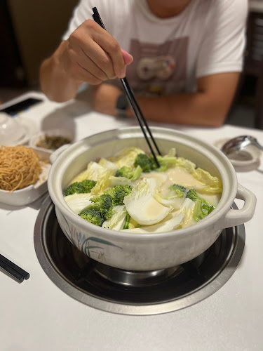 Comentarii opinii despre 锅皇猪肚鸡Alor Setar