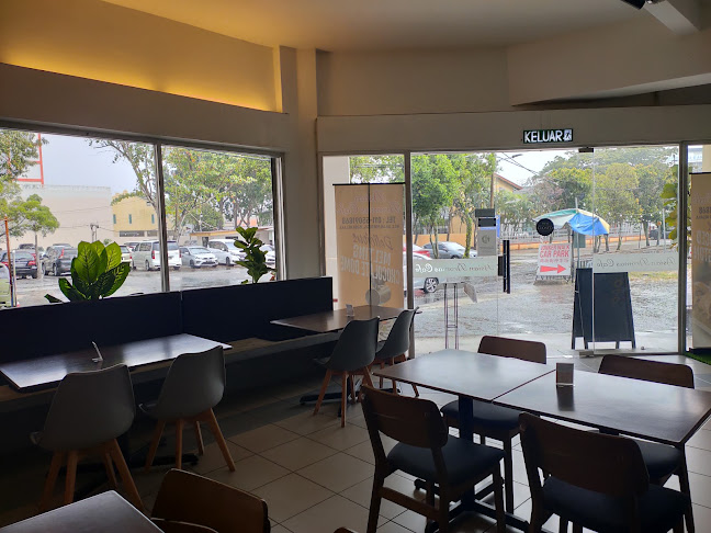 Asian Aromas Cafe - Gastronomi dan perhotelan