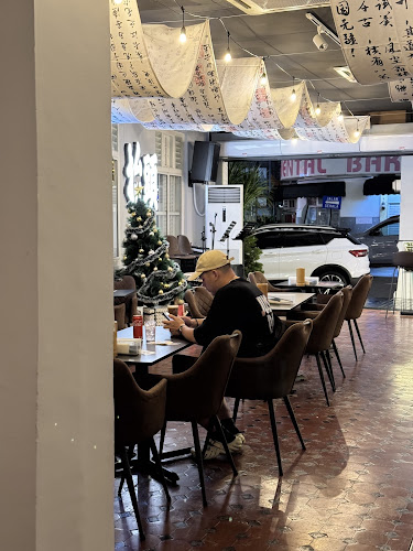 Tai Tou Shao Kao - Gastronomi dan perhotelan