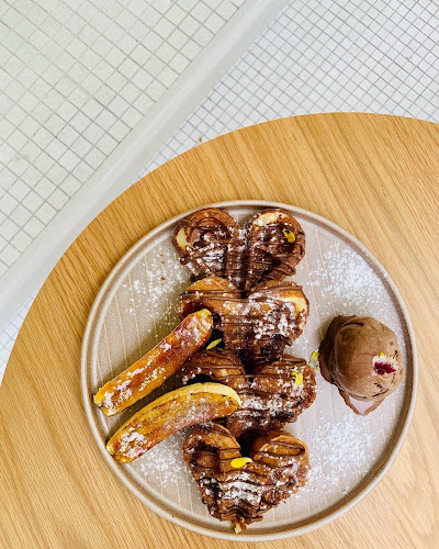 RaRa Coffee Bandar Utama - Gastronomi dan perhotelan