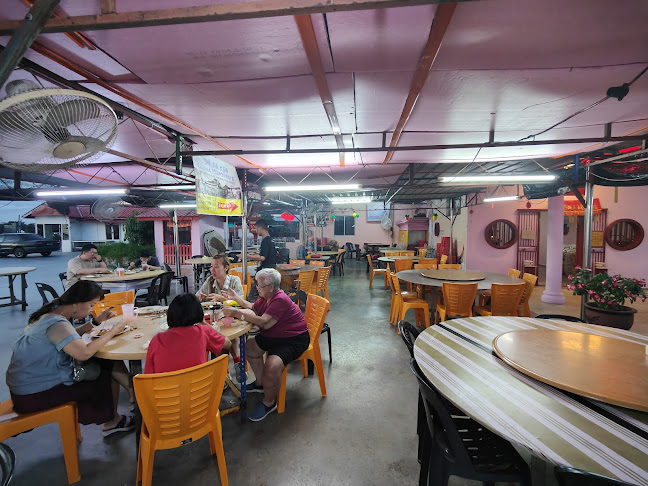 Kedai Makanan Laut Kuala Kurau Sunset Seafood - Gastronomi dan perhotelan