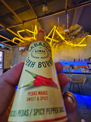 Opinii despre Bar Flips în Kota Kinabalu - Gastronomi dan perhotelan