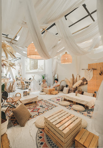 Utoo Boho Cafe & Patisserie - Gastronomi dan perhotelan