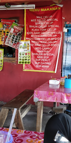 Mee Celup Kak Dah Rosid - Gastronomi dan perhotelan